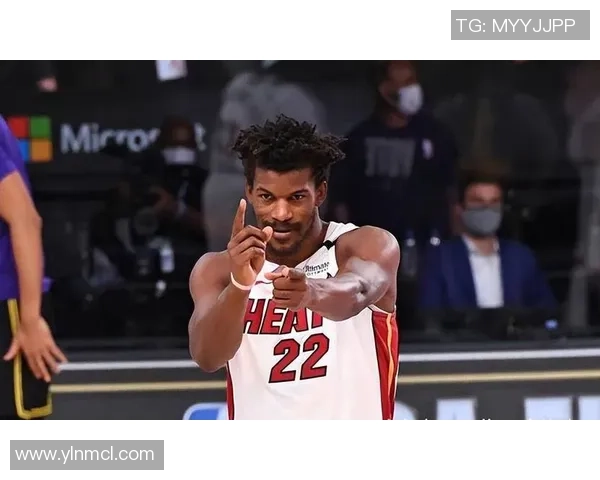 探秘篮球明星职业成长之路与赛场传奇背后的奋斗故事精彩人生篇章 探秘篮球明星职业成长之路与赛场传奇背后的奋斗故事精彩人生篇章